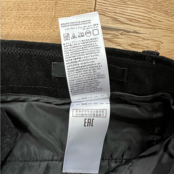 Banana Republic black velvet Sloan pant - Picture 6 of 11